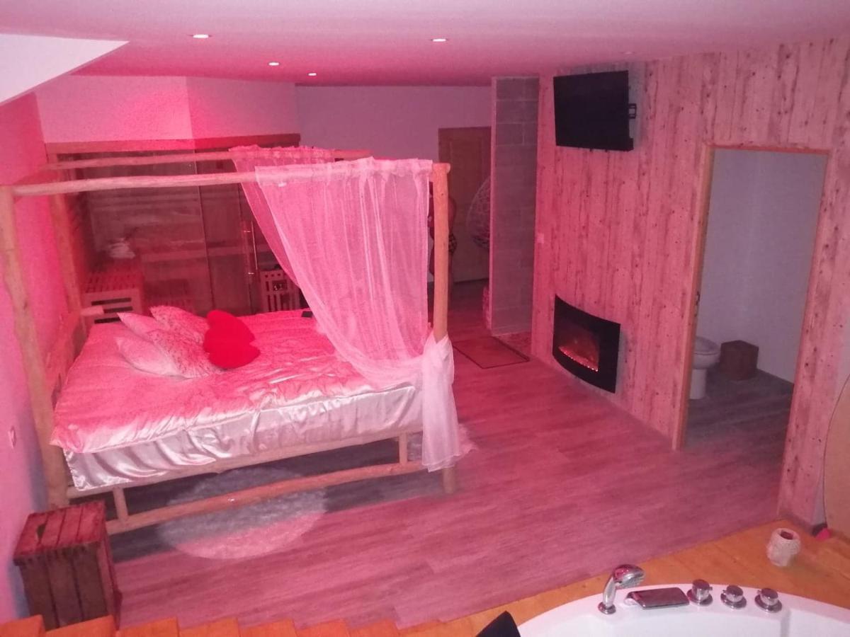 Le Reve De Lily Bed & Breakfast Les Vigneres Exterior photo